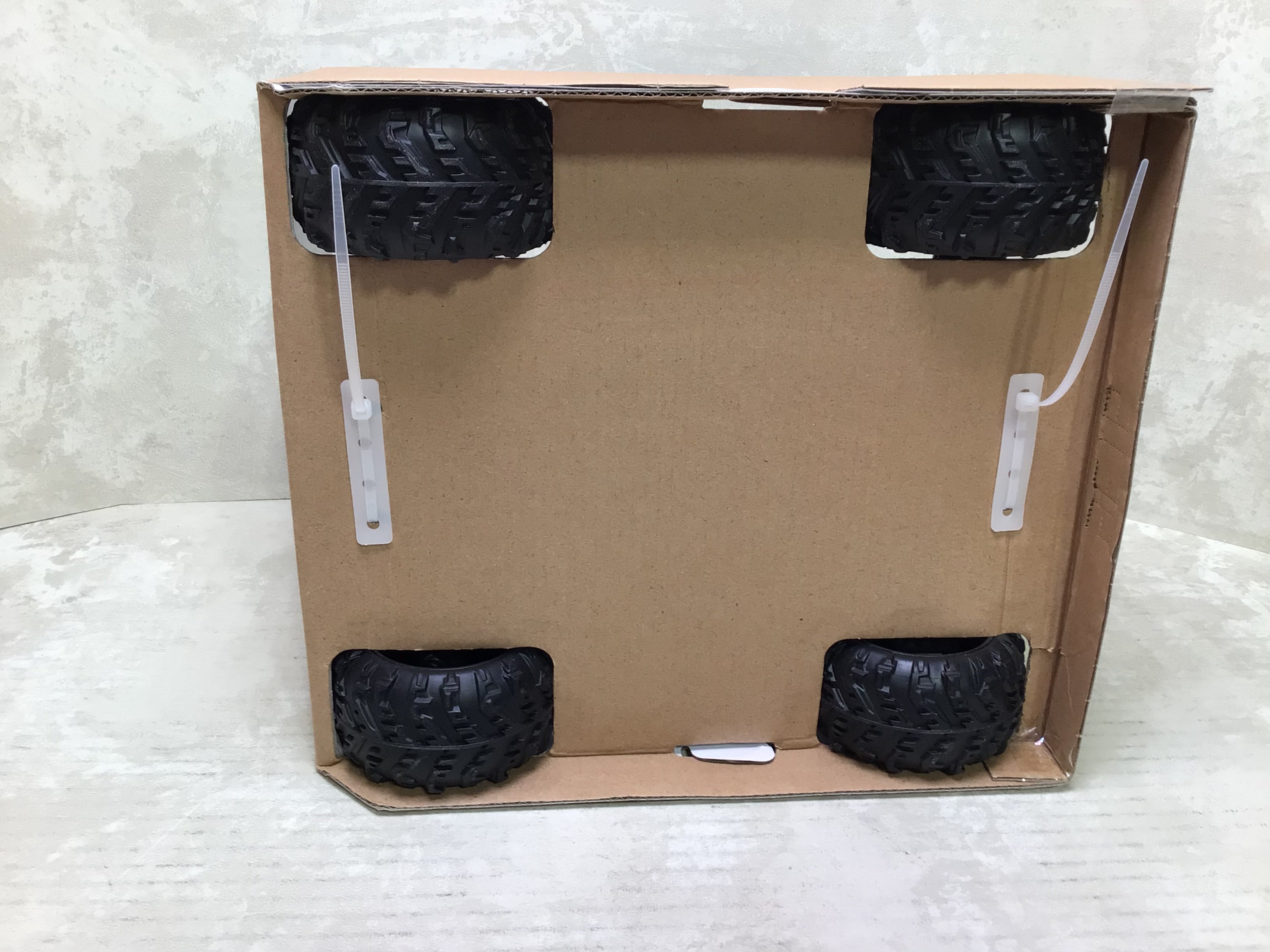 Spirit Remote Control Car 4x4 2.4GHZ IPX4 Waterproof High Performance Motor (7687917469934)